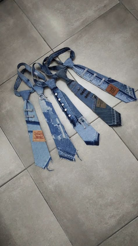 Tie Up Jeans, Sewing Projects Denim, Recycled Textiles Fashion, Jeans Over Dress, Upcycled Jeans Ideas, How To Style A Tie, Upcycle Clothes Jeans, Diy With Jeans, How To Tie A Tie