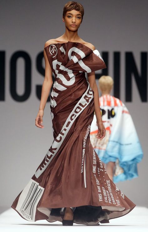 hershey chocolate dress. chocolate chiffon...see what I just did? Crazy Dresses, Chocolate Fashion, Recycled Fashion, Jeremy Scott, Cara Delevingne, Fall 2014, Miley Cyrus, Katy Perry, A Dress