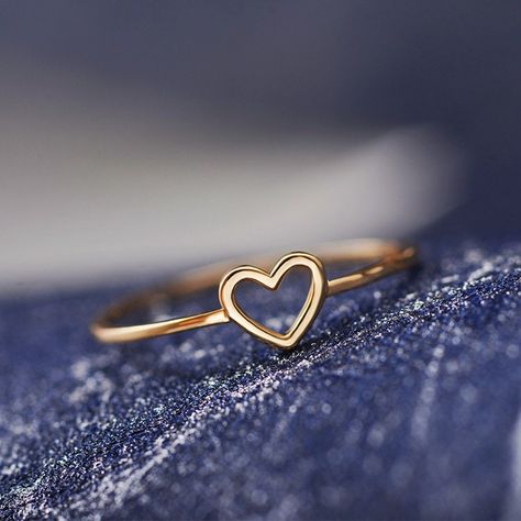 Gold Heart Ring | Couple Ring | Women's Love Heart Ring | Copper Best Friend Ring Rose Gold Heart Ring, Love Rings, Open Heart Ring, Fashion Bride, Gold Heart Ring, Zierlicher Ring, Geometric Heart, Hollow Heart, Heart Shaped Rings