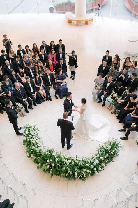 Wedding Circle Ceremony, Round Wedding Seating Ceremony, 360 Wedding Ceremony, Circle Wedding Aisle, Wedding Ceremony In The Round, Circle Aisle For Wedding, Wedding Ceremony Floor Plan, Half Moon Ceremony Seating, Center Wedding Ceremony