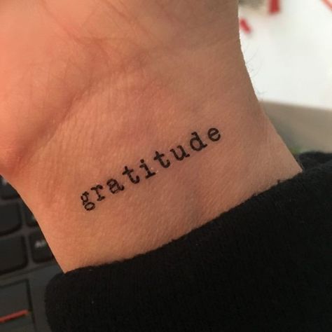 Forever Grateful Tattoo, Tattoo Courage, Gratitude Tattoo, Jewelry Tattoos, Cute Finger Tattoos, Symbol Tattoos, Tattoo Feminina, Aesthetic Tattoo, Inspirational Artwork