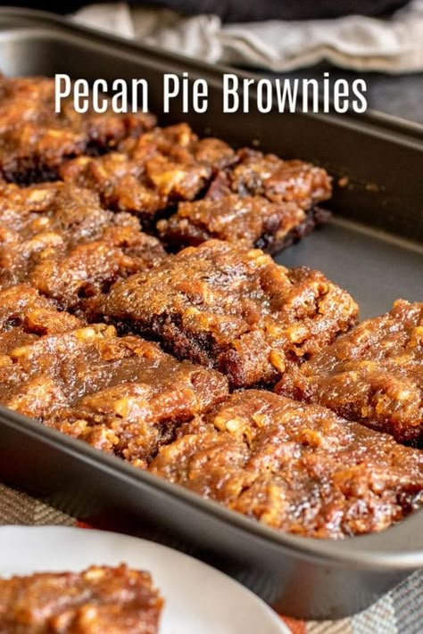 Parmesan Potato Recipe, Pecan Pie Brownies, Smoked Sausage Recipes, Pie Brownies, Recipe Thanksgiving, Pecan Pie Filling, Good Meatloaf Recipe, Caprese Skewers, Food Art For Kids