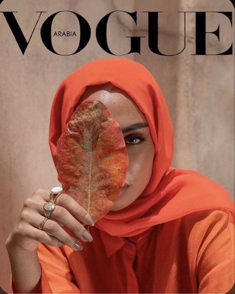 Black Hijabi Girl, Hijab Photoshoot, Scarf Photography, Vogue Photography, Vogue Photoshoot, Estilo Hijab, Power Moves, Shooting Inspiration, Jacket Outfit Women