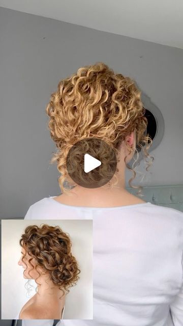 Beauty and curls by Meg 🇬🇧 on Instagram: "Got a summer wedding to go to and want to wear your natural curls? Here is a cute hairstyle you could try. You could even add some pearl pins if you wanted to try it for a bridesmaid or bride hairstyle. This hairstyle is best on freshly washed hair too so the curls don’t fall flat.  ➰ ✨SAVE FOR LATER  ✨LIKE  ✨FOLLOW FOR MORE  ➰ #curlyhairstyle #curlyupdo #curlyhairstyles" Diy Curly Wedding Hair, Curly Side Bun Hairstyles, Short Curly Hair Updo Wedding, Wedding Guest Hair Natural Curly, Easy Updo For Curly Hair Natural Curls, Curly Updo Bridesmaid, Easy Up Do For Curly Hair Simple, Curly Bridesmaid Hairstyles Updo, Up Do For Curly Hair Natural Curls