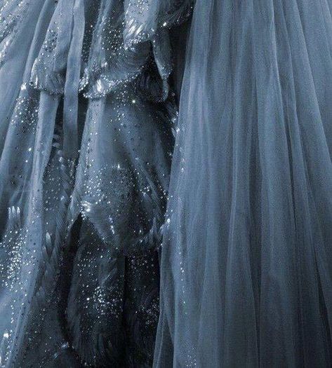 Imagem de dress  #Blue #Bluejay #BlueJayPhoenix https://buff.ly/2NNrU4G Cinderella Aesthetic, Ravenclaw Aesthetic, Lauren Roberts, Catty Noir, Natalie Dormer, Night Court, Venus Dresses, Gray Aesthetic, Princess Aesthetic