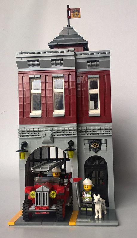 Small Town Fire House | morecitybricks | Flickr Lego Fire Station, Lego City Fire Station, Lego Police Station, Indoor Windows, Minecraft Shops, Lego House Ideas, Lego Houses, Lego Village, Lego Fire