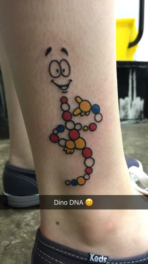 Dinosaur Tattoo Men, Mr Dna Tattoo, Jurassic Park Amber Tattoo, Dino Dna Tattoo, Paleontology Tattoo, Jurassic Park Tattoos, Small Jurassic Park Tattoos, Jurassic Park Drawing, Simple Jurassic Park Tattoo