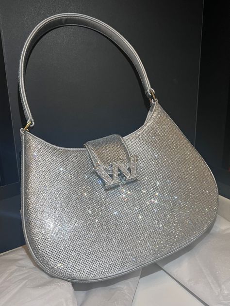 #alexanderwang #crystals #hobobag #handbags #trending #trends2023 #fashionbloggers #dubaifashion Wang Bag, Alexander Wang Bag, Alexander Wang, Alexander, Crystals, Handbags, Quick Saves