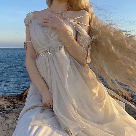 Greek Dress, Greek Goddess Dress, Aphrodite Aesthetic, Goddess Outfit, Goddess Aesthetic, Targaryen Aesthetic, Ethereal Aesthetic, Mermaid Aesthetic, Goddess Dress