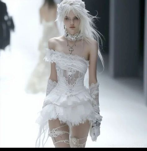 Superhero Fashion Runway, Run Way Outfits, Avant Garde Outfit Women, White High Fashion Outfit, Fashion Inspo Outfits Runway, Angelic Clothes Aesthetic, Avant Garde Fashion Runway, Bandages Outfit, Ethereal Outfit Ideas