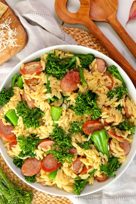 Orzo Healthy, Turkey Sausage Pasta, Turkey Kielbasa Recipes, Healthy Sausage Recipes, Sausage Orzo, Turkey Sausage Recipes, Sausage Dinner, Kielbasa Recipes, White Bean Salad