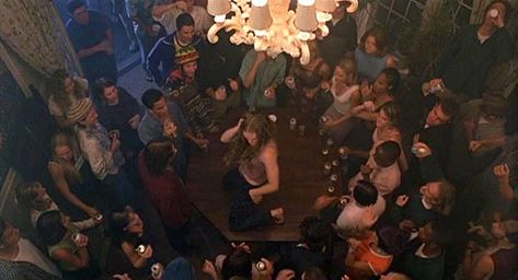 How To Be Memorable - Good Social Skills At Party Work Party Cinematography, Vanessa Van Edwards, Kat Stratford, Im Ok, House Parties, 10 Things I Hate About You, Bad Bad, Something Something, Be The Boss