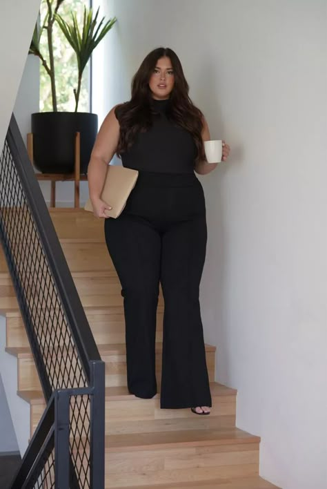 Plus Work Outfits Women, All Black Professional Outfits Plus Size, Plus Size Formal Attire, Formal Outfit Plus Size Classy, Plus Office Outfits Plus Size, Cute Plus Size Business Casual Outfits, Expensive Office Outfits, New York Aesthetic Outfits Plus Size, Formal Business Attire Women Plus Size