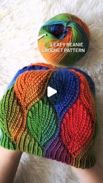 Leafy Beanie Crochet, Crochet Patterns Using Variegated Yarn, 2 Color Crochet Hat, Crochet With Variegated Yarn, Rainbow Crochet Hat, Two Colour Crochet, Variegated Yarn Crochet Patterns, Variegated Crochet, Slip Stitch Crochet