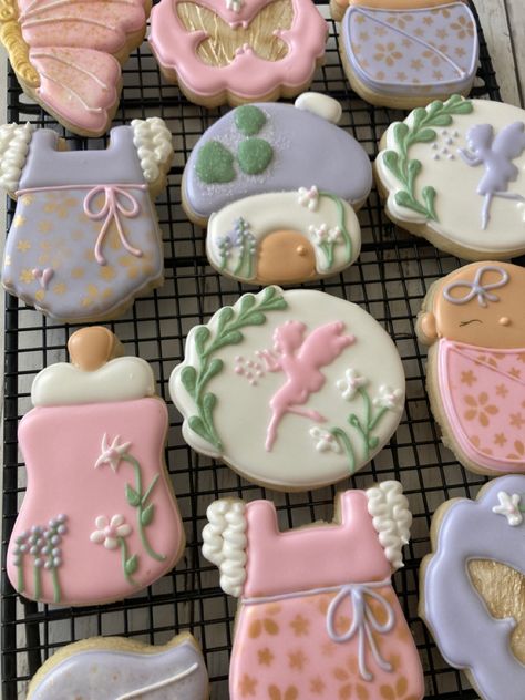 Butterfly Baby Shower Cookies, Fairytale Baby Shower Theme, Enchanted Forest Baby Shower Theme, Forest Baby Shower Ideas, Forest Baby Shower Theme, Fairytale Baby Shower, Enchanted Forest Baby Shower, Garden Baby Shower Theme, Whimsical Baby Shower