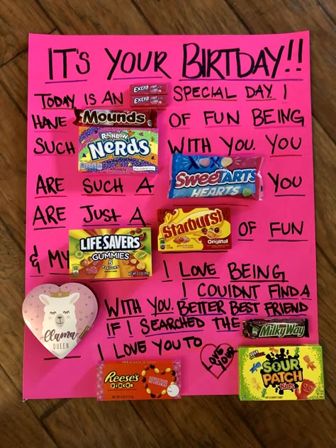 Birthday Candy Poster Friend, Candy Birthday Present Ideas, Candy Birthday Board Ideas, Happy Birthday Poster With Candy, Posters For Birthdays Ideas, Birthday Candy Posters For Friends, Candy Birthday Poster For Friend, Birthday Card With Candy Bars, Homemade Mom Birthday Gifts