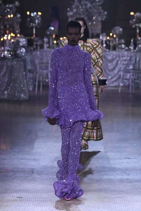 Runway Gowns, Fall Runway, Gala Outfit, Runway Outfits, Fashion Forecasting, Wedding Dress Trends, 2023 Collection, Baddie Outfits Casual, Fall 2023