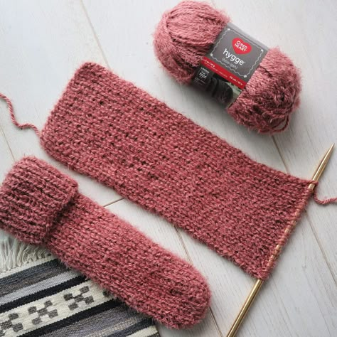 Slipper Socks Knitting Pattern, Cable Knit Fingerless Gloves, Knitted Socks Free Pattern, Socks Knitting Pattern, Knitting Abbreviations, Knit Slippers Free Pattern, Knitting Mittens, Slippers Free Pattern, Knitted Slippers Pattern