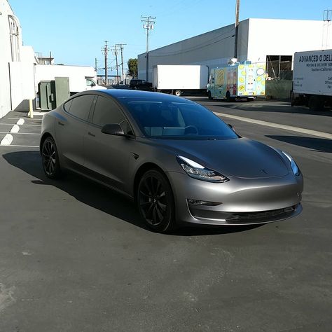 Gray Tesla Model 3, Tesla Model Y Grey, Tesla Model 3 Grey, Grey Tesla, Vision 2024, Car Goals, Tesla Car, Tesla Model X, Tesla S