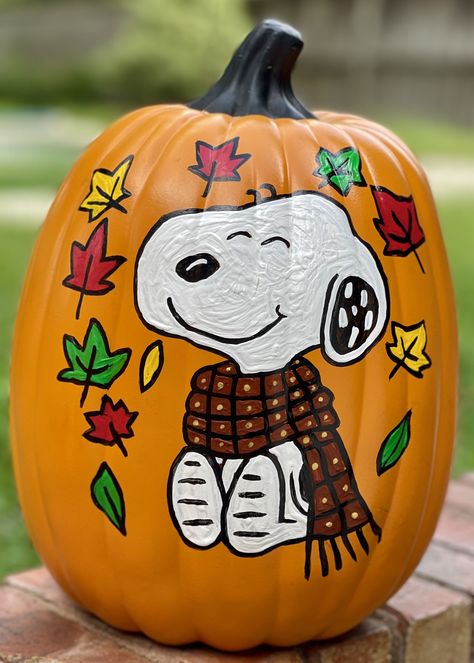 Pumkin Paintings Idea Cute Mini, Pumkin Paintings Idea Cute Disney, Pumpkin Painting Winnie The Pooh, Paintings On Pumpkins Ideas, Cute Painting Pumpkins, Winnie The Pooh Painted Pumpkin, Pumpkin Painting Ideas Thanksgiving, Hedwig Pumpkin Painting, Piglet Pumpkin Painting