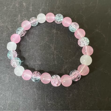 Mkw Emporium Handmade Beaded Bracelet Pink White Blue Unicorn Cotton Candy Elastic Bracelet Stretchy Crackle Glass Bead Bracelet #515 Handmade Item. Made With 8mm Round Glass And Crackle Glass Beads. Custom Bead Bracelets, Pink And Blue Bracelets, Cute Bracelet Ideas Diy, Cute Bracelets Diy Beads, Crystal Bead Bracelet Ideas, Glass Beaded Bracelets Ideas, Pink Bracelet Ideas, Cool Beaded Bracelets, Glass Beads Bracelet Ideas