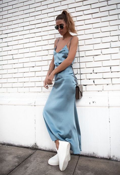 Pin : @morganreidy #fashion #style #clothes #ootd #fashionblogger #streetstyle #styleblogger #styleinspiration #whatiworetoday #mylook #todaysoutfit #lookbook #fashionaddict #clothesintrigue Prom Dresses Long Blue, Outfit Elegantes, Blogger Outfits, Outfit Trends, Silk Slip Dress, Business Outfit, Mode Inspo, Prom Dresses Blue, Inspired Outfits