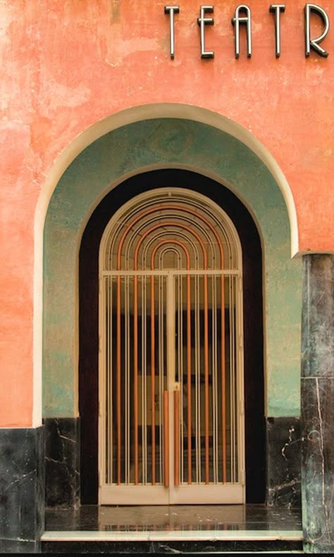 Art Nouveau Arquitectura, Art Deco Doors, Arched Doorway, Cordoba Spain, Motif Art Deco, Art Deco Inspiration, Vientiane, Art Deco Buildings, Deco Architecture