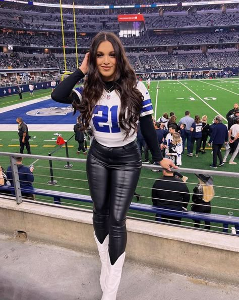 Ciara Football Game Outfits, Winter Game Day Outfit Football Nfl, Cute Dallas Cowboys Game Outfit, Nfl Gf Outfits, Jersey And Boots Outfit Football, Cute Football Outfits For Women Summer, Football Jersey And Cowboy Boots Outfit, Cheer Coach Game Day Outfit, Texans Football Game Outfit