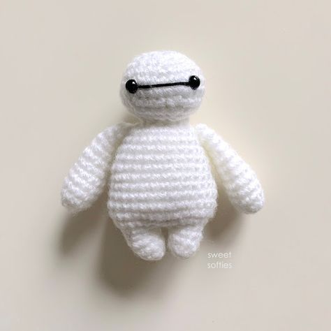 Baymax Amigurumi Doll (Free Crochet Pattern) - Sweet Softies | Amigurumi and Crochet Baymax Crochet, Crochet Craft Fair, Doll Free Crochet Pattern, Crochet Stuffies, Animal Clothing, Crochet Panda, Crochet Blocks, Crochet Amigurumi Free Patterns, Beginner Crochet Projects