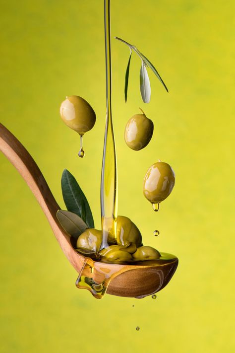 Learn how EVOO is made and how to choose a true and authentic bottle! Earthy Food Photography, Olive Oil Advertising, Olive Oil Product Photography, Oil Food Photography, Olive Oil Aesthetic, Olive Oil Photography, Oil Photography, Olive Oil Benefits, Olive Photography