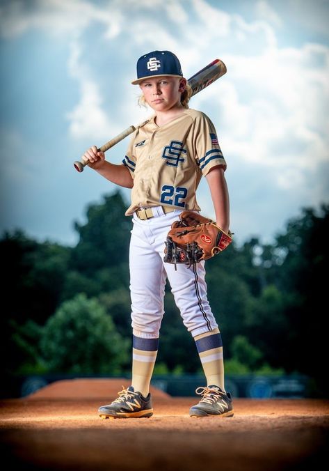 Tball Poses For Team Pictures, Tee Ball Photoshoot, Ball Picture Ideas, Diy Baseball Photoshoot, How To Take Baseball Pictures, Baseball Session Photo Shoot, Fire Baseball Pics, Baseball Kids Photoshoot, Baseball Team Photoshoot