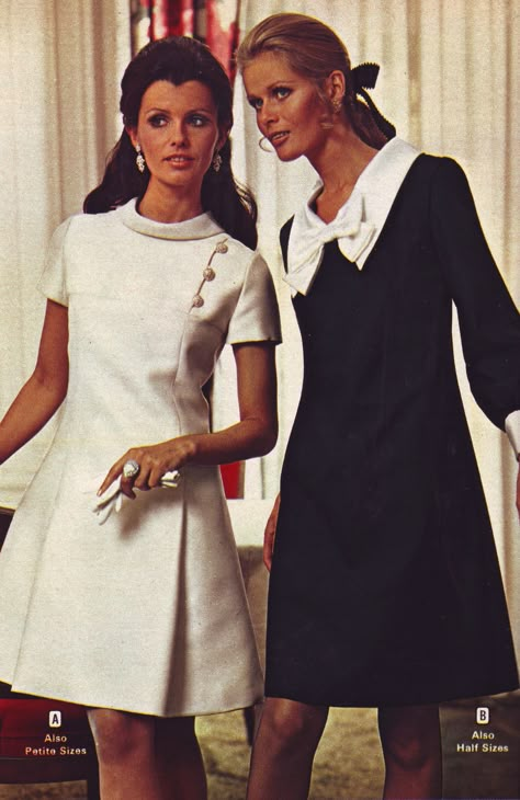 https://flic.kr/p/fRQpox | Wards 69 fw white black dresses 60’s Fashion, 1960’s Fashion, 1960s Dresses, 1960 Fashion, Vestidos Retro, Vintage Fashion 1950s, 60s 70s Fashion, 60s And 70s Fashion, Fashion 1960s