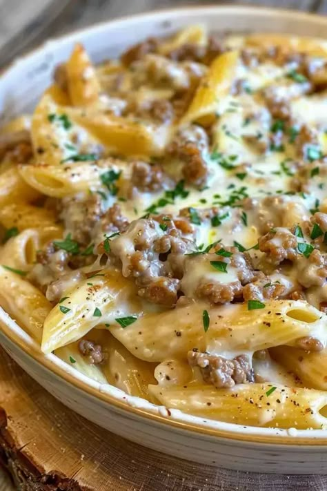 Creamy Ground Beef Alfredo Pasta, Burger Pasta Recipes, Pasta With Hamburger Meat, Creamy Beef And Bow Tie Pasta, Ground Beef Alfredo Pasta, Beef Alfredo Pasta, Ground Beef Alfredo, Beef Alfredo, Pakistani Dinner