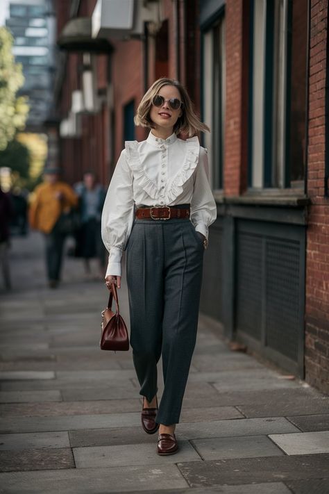 Dark Academia Spring Outfit, Fall Academia Aesthetic, Romantic Academia Aesthetic Outfit, British Style Women Outfits, Academia Outfits Aesthetic, Outfits Wardrobe, Classic Outfits For Women, Dark Academia Outfits, Dark Academia Outfit