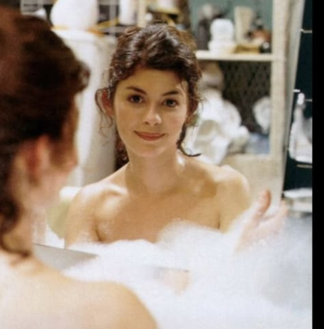 audrey tautou Baddie List, Audrey Tautou Style, Audrey Tatou, French Style Icons, Bigger Eyes, Audrey Tautou, Carly Simon, Gamine Style, Soft Gamine