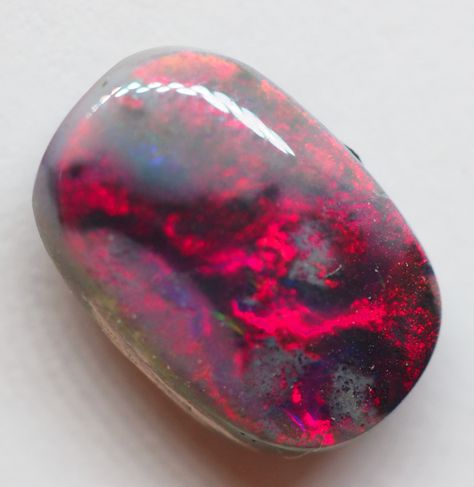 Eye Twitching, Black Opal Stone, Pretty Rocks, Beautiful Stones, Beautiful Rocks, Lightning Ridge, Start Living, Mineral Stone, Rare Gemstones