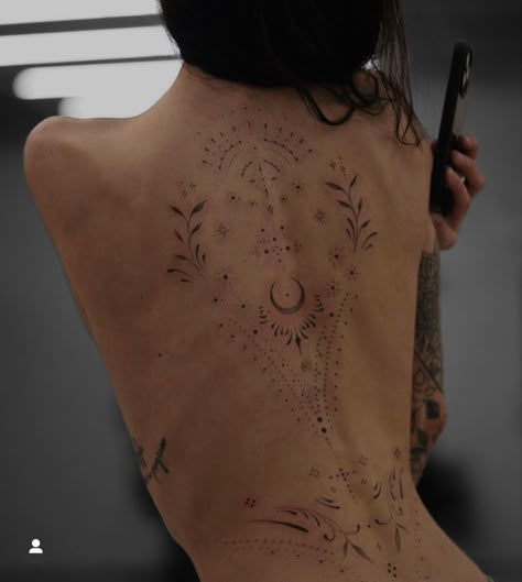 Dainty Back Piece Tattoo, Fill Back Tattoo, Large Dainty Back Tattoos, Back Tattoo Layout Women, Abstract Tattoo Back Women, Triangle Back Tattoo, Dainty Full Back Tattoo, Ornamental Back Of Neck Tattoo, Dark Feminine Back Tattoos