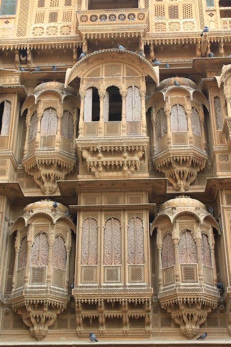 Details from ornately carved Jharokha(s), Patawon ki Haveli, Jaisalmer. Carved in local yellow sandstone , these Haveli(mansions) are one of the finest pieces traditional Rajasthani architecture. Rajasthani Architecture, India Architecture, Ancient Indian Architecture, Architecture Facade, Page Instagram, Indian Architecture, Ancient India, Beautiful Locations Nature, Indian Aesthetic