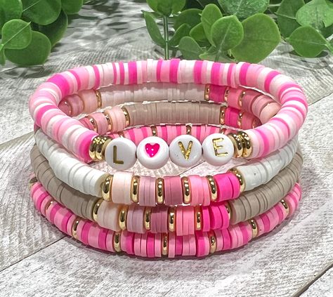 Valentine's Day Heishi Bead Bracelet Stack Personalized - Etsy Australia Pink Bead Bracelet, Bead Bracelet Stack, Heishi Bead Bracelet, Make Clay Beads, Arm Candy Bracelets, Clay Bead Necklace, Preppy Bracelets, Valentines Bracelets, Bead Charms Diy