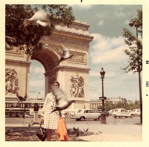 Vintage French Aesthetic, Paris 1960s, French Aesthetic, France Aesthetic, Paris Vibes, Parisian Life, Paris Aesthetic, Vintage Paris, 인물 사진