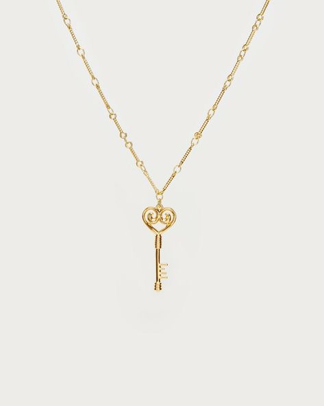 Eternal Love Lock Necklace - En Route Jewelry Cute Key Necklace, Expensive Wishlist, Key Pendant Necklace Gold, Lock And Key Necklace, Gold Lock And Key Necklace, Vintage Gold Key Necklace, En Route Jewelry, Elegant Heart-shaped Key Jewelry, Love Lock