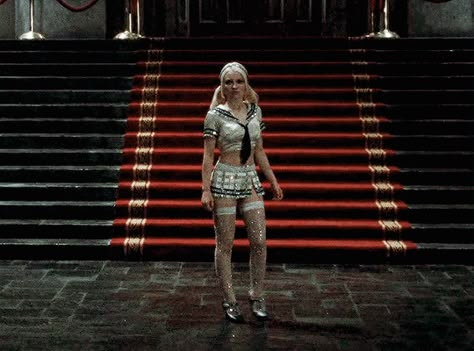 Babydoll Sucker Punch, Sailor Outfit, Emily Browning, Zack Snyder, Make An Outfit, Sucker Punch, Cute Halloween Costumes, Halloween Inspo, Film Stills