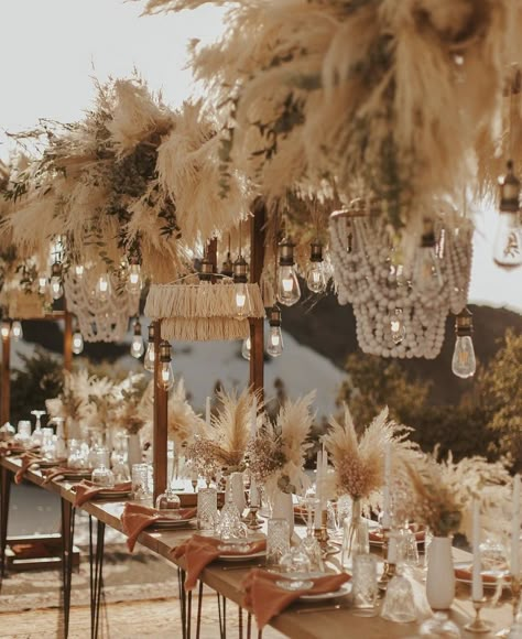 Boho Wedding Decor Ideas, Bohemian Wedding Reception, Neutral Wedding Decor, Bohemian Chic Weddings, Bohemian Wedding Decorations, Earthy Wedding, Boho Wedding Decor, Tulum Wedding, Luxury Wedding Decor