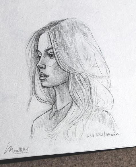 Sketches Of Facial Features, Easy Drawings Sketches People, Side Profile Sketch Woman, Girl Side Profiles Drawings, Aesthetic Face Sketch, Human Sketches Face, Side Portrait Drawing, Drawing Side Profile Female, Side Profile Drawing Woman