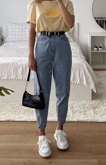 Mom Jeans Outfit, Casual College Outfits, Casual Day Outfits, Casual Chic Outfit, Casual Work Outfits, Casual Style Outfits, College Outfits, Retro Outfits, Outfits Casuales