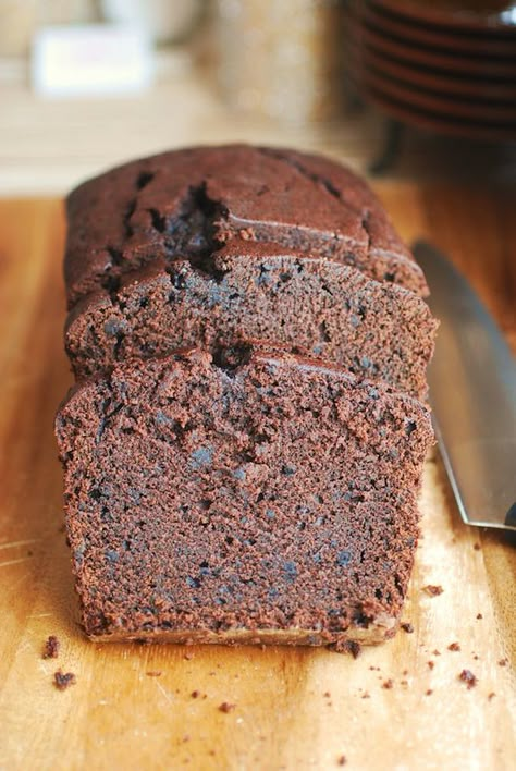 Molasses Cake, Molasses Recipes, Snacking Cake, Cakes To Bake, Amazing Chocolate Cake Recipe, Loaf Cakes, Dark Chocolate Cakes, Best Chocolate Cake, Moist Chocolate Cake