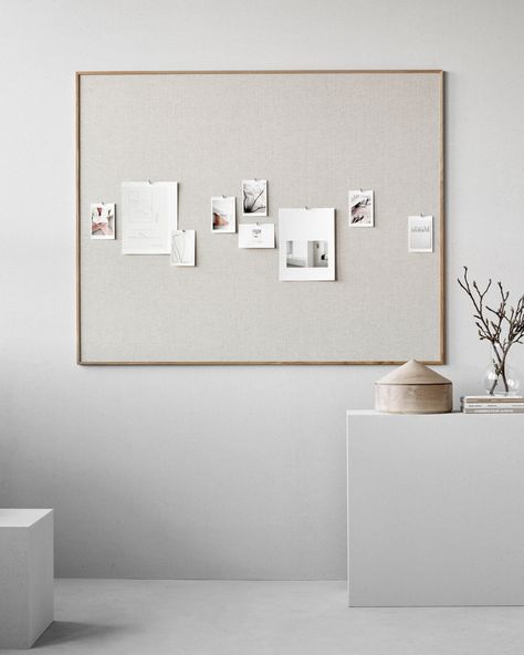 Linen noticeboard with an oak frame from Lintex. Love their line of simplistic and beautiful writing boards and noticeboards for a home office or studio. Perfect for a wall both as art and functionality. Writing Board Office, Office Frames Wall Interior Design, Minimalist Bulletin Board Design, Linen Bulletin Board, Lintex Whiteboards, Office Decorating Ideas For Work Modern, Cork Wall Ideas, Diy Notice Board, Pinboard Ideas Aesthetic