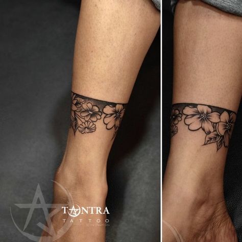 Cuff Tattoo Ankle, Ankle Band Tattoo Women, Band Tattoo Women, Wrist Cuff Tattoos For Women, Tantra Tattoo, Ankle Cuff Tattoo, Ankle Band Tattoo, Abstract Tattoo Ideas, Cuff Tattoo