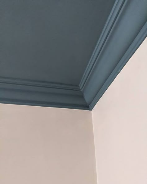 Ceiling And Half Wall Paint, Ceiling Accent Color, Colour Blocking Ceiling, Navy Bedroom Ceiling, Coloured Ceilings Living Room, Color Block Ceiling, Blue Living Room Ceiling, Ceiling Blue Paint, Blue Ceiling Hallway