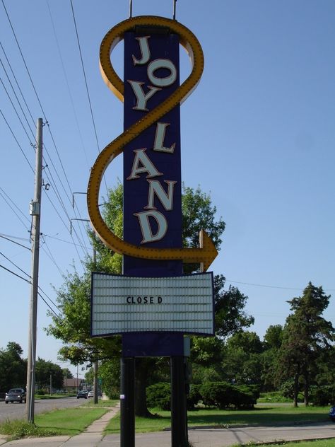 Joyland Amusement Park, Vintage Places, Wooden Roller Coaster, Kansas Usa, Fayette County, Abandoned Amusement Parks, Wichita Kansas, Wichita Ks, Report Card